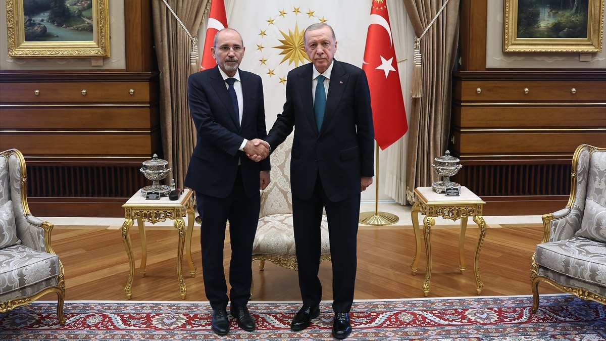 Cumhurbaşkanı Erdoğan, Ürdün Dışişleri Bakanı Eymen es-Safedi’yi kabul etti