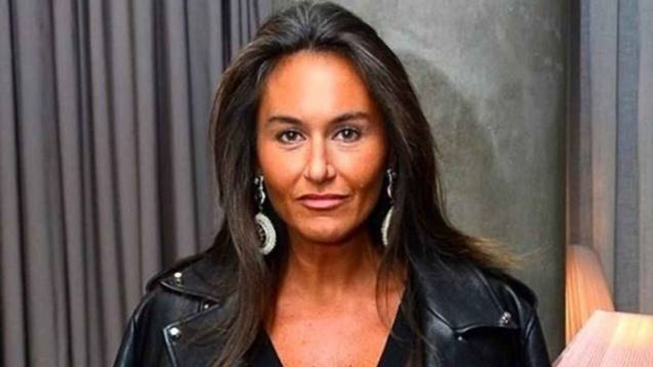 Eda Taşpınar’ın ilginç kıyafeti sosyal medyada gündem oldu