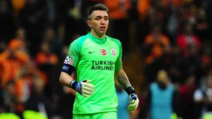 Eski Fenerbahçeli kaleci Galatasaray’ın gündeminde!