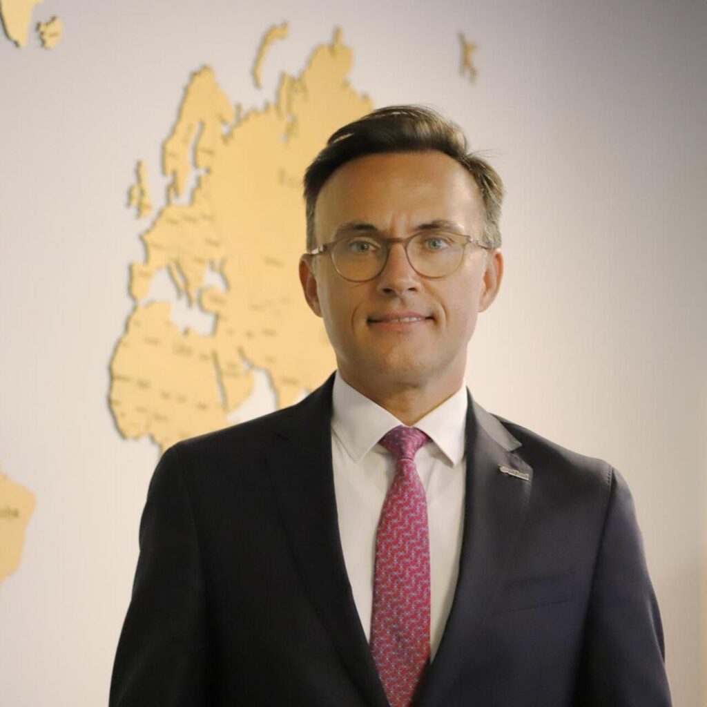 Hedefimiz Türkiye’yi lojistikte küresel bir merkez haline getirmek