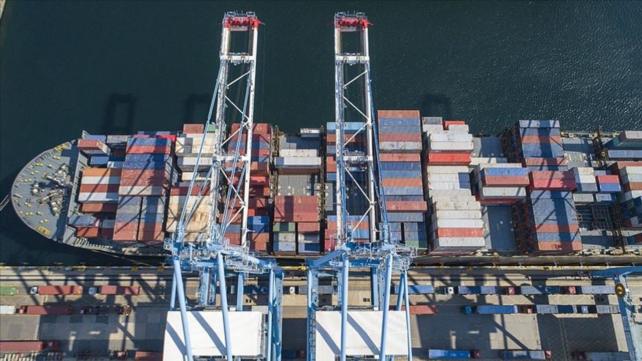 İhracatta beklenti negatif yönde: İthalat beklentisi yükseldi