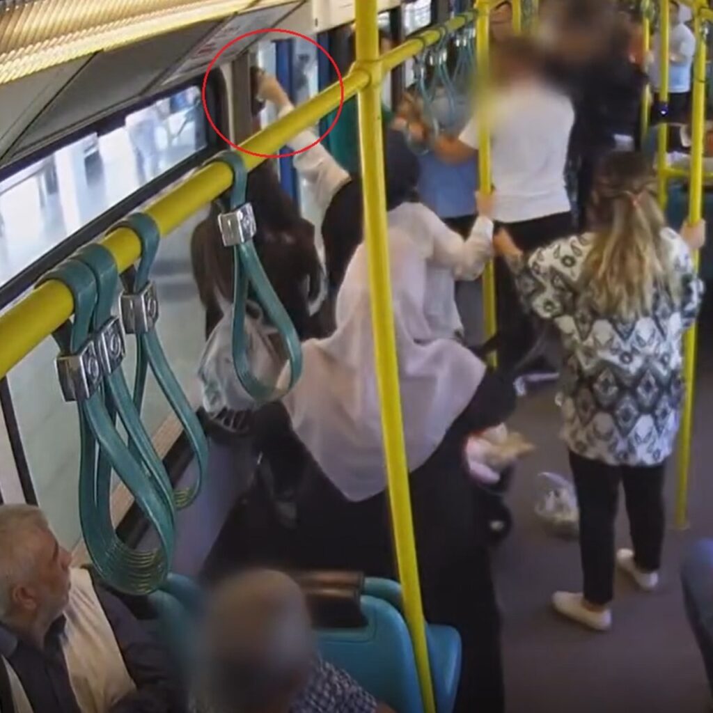 İmdat frenini çektiren kavga!