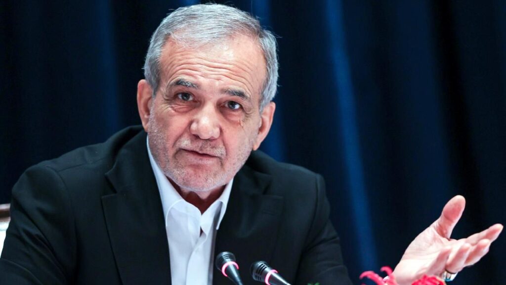 İran Cumhurbaşkanı: ABD, doları bir silah gibi kullanıyor