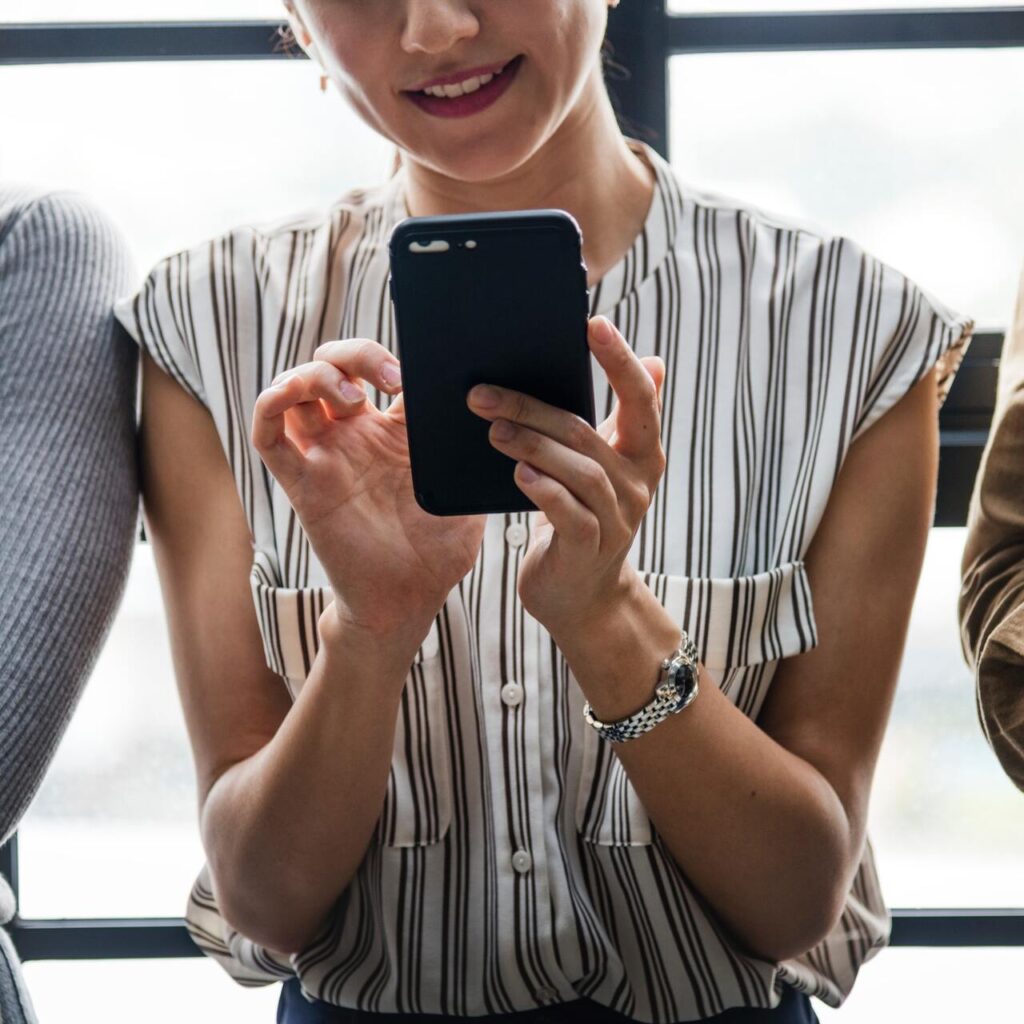 İsrail’den 60 kat pahalıya mobil internet kullanıyoruz