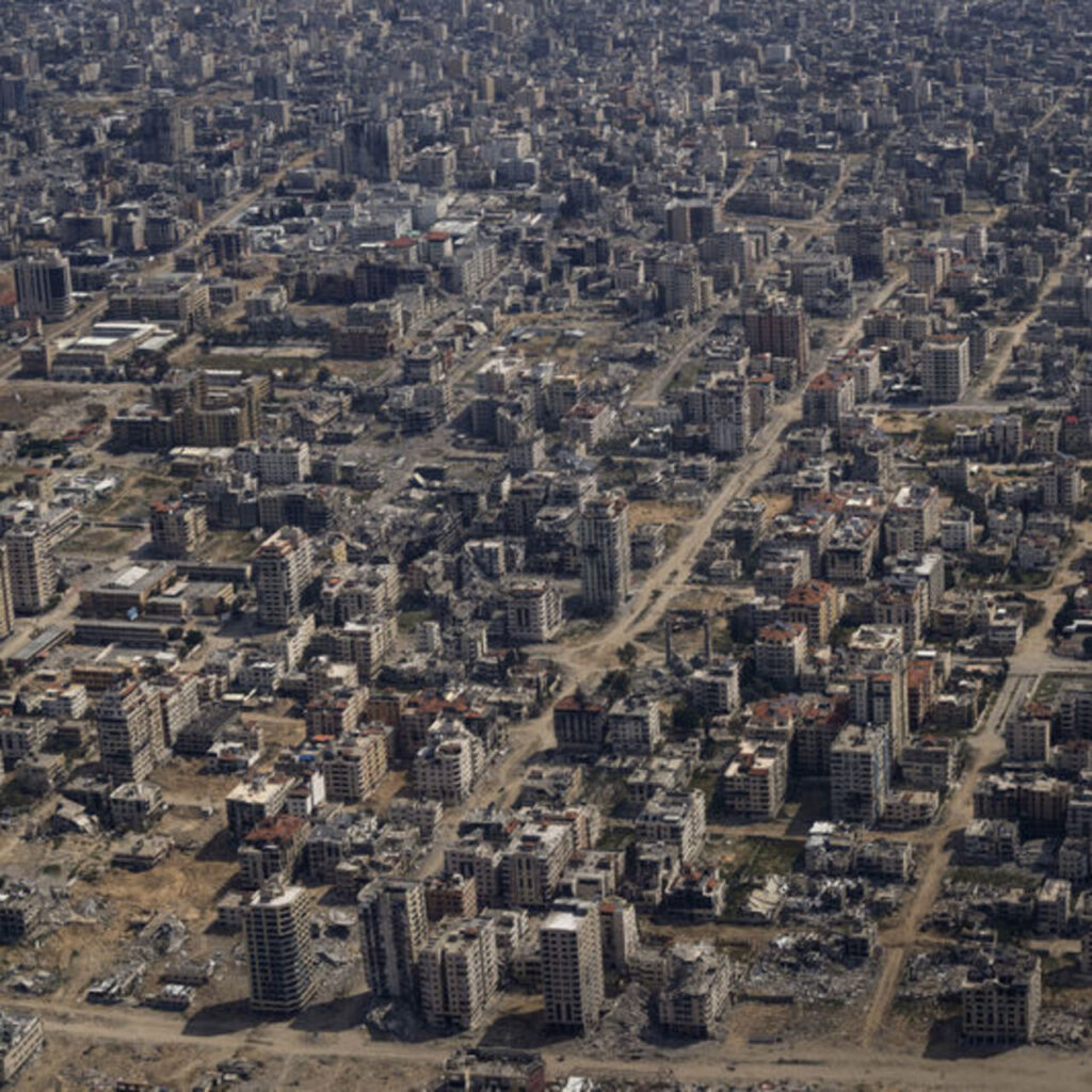 İsrail’den hastaneye baskın