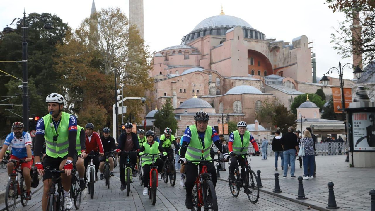 İstanbul’da pedallar 6. Tarihi Yarımada Bisiklet Turu için çevrildi!