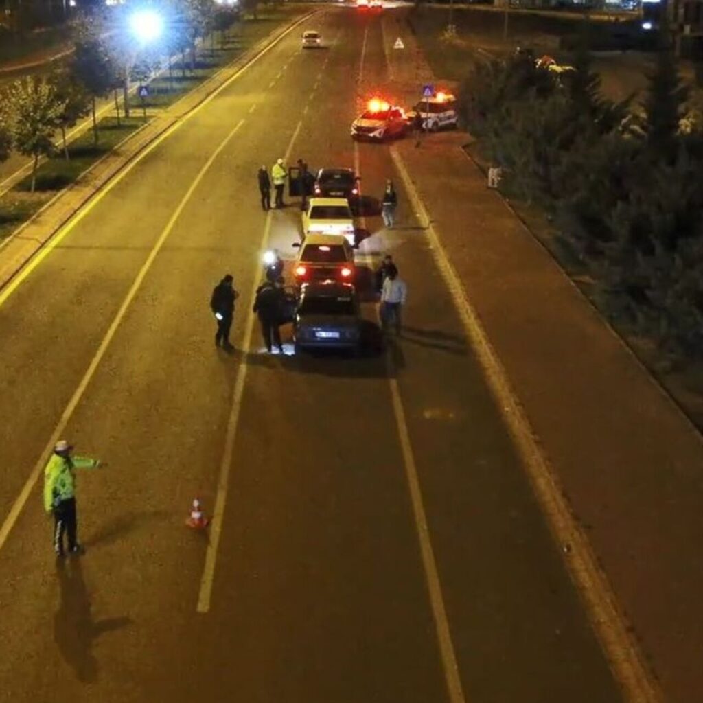 Kayseri’de 3’ü hükümlü 8 kişi yakalandı