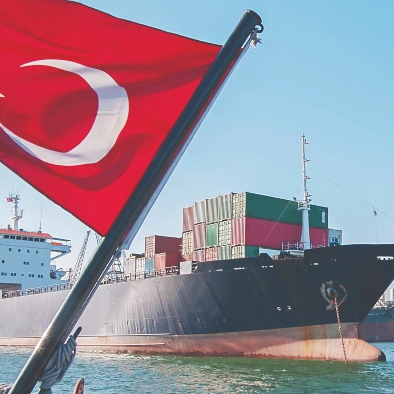 ‘Lübnan’daki Türk gemileri’ açıklaması