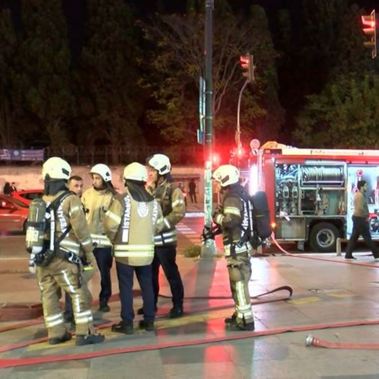 Mecidiyeköy metro istasyonunda yangın