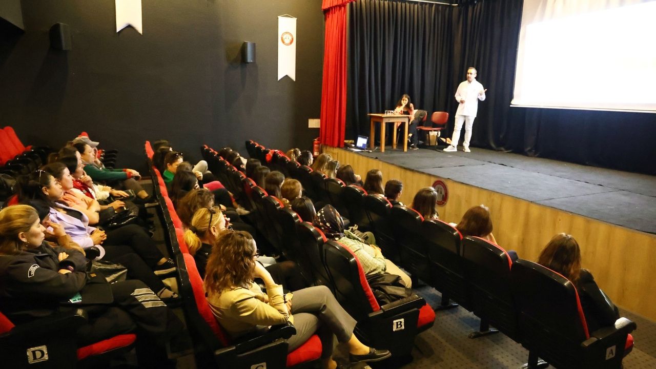 Menteşe Belediyesi’nden kanser farkındalık eğitimi