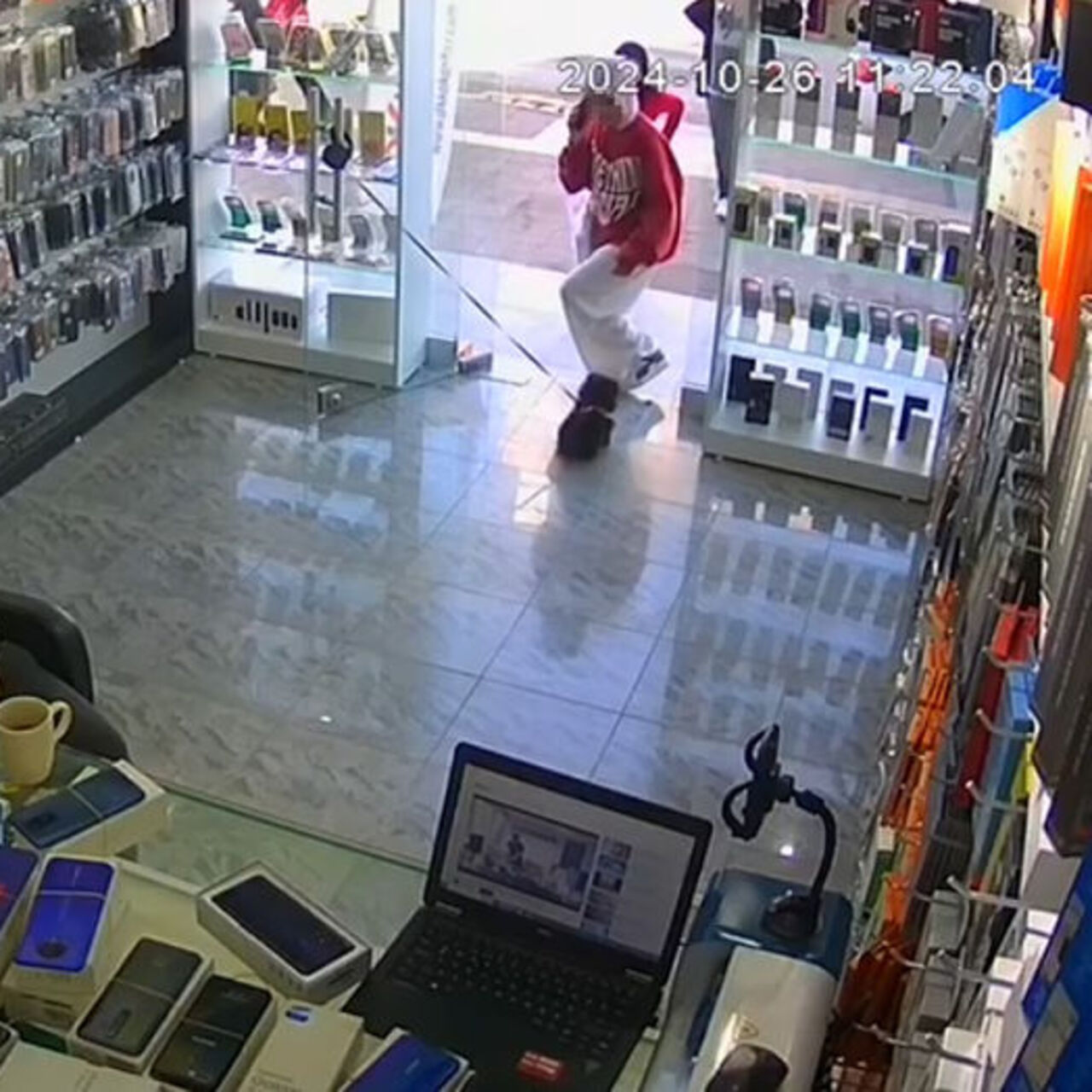 Mersin’de yavru köpeğin ölümüyle ilgili iki çocuk ifade verdi!