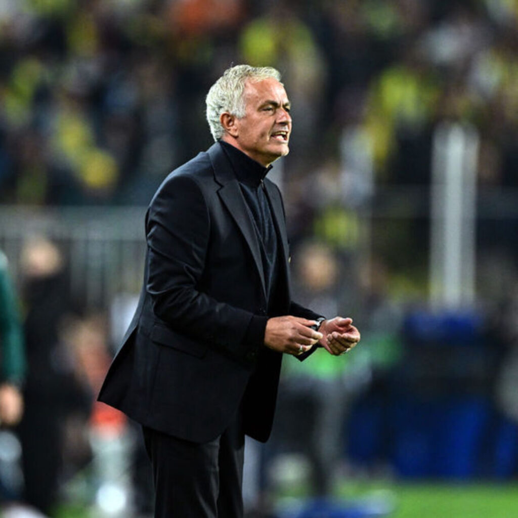 Mourinho yine rol çaldı