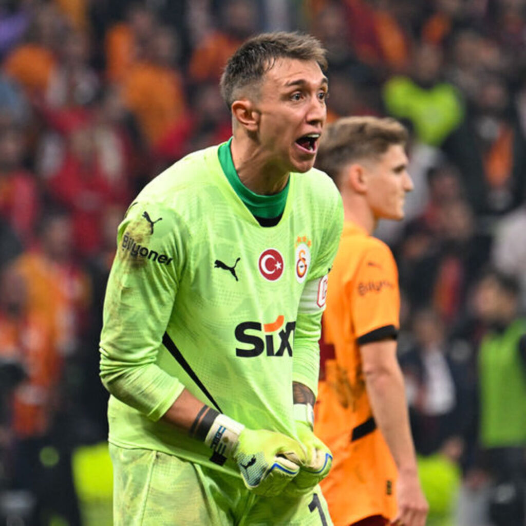 Muslera’dan yeni sözleşme açıklaması!