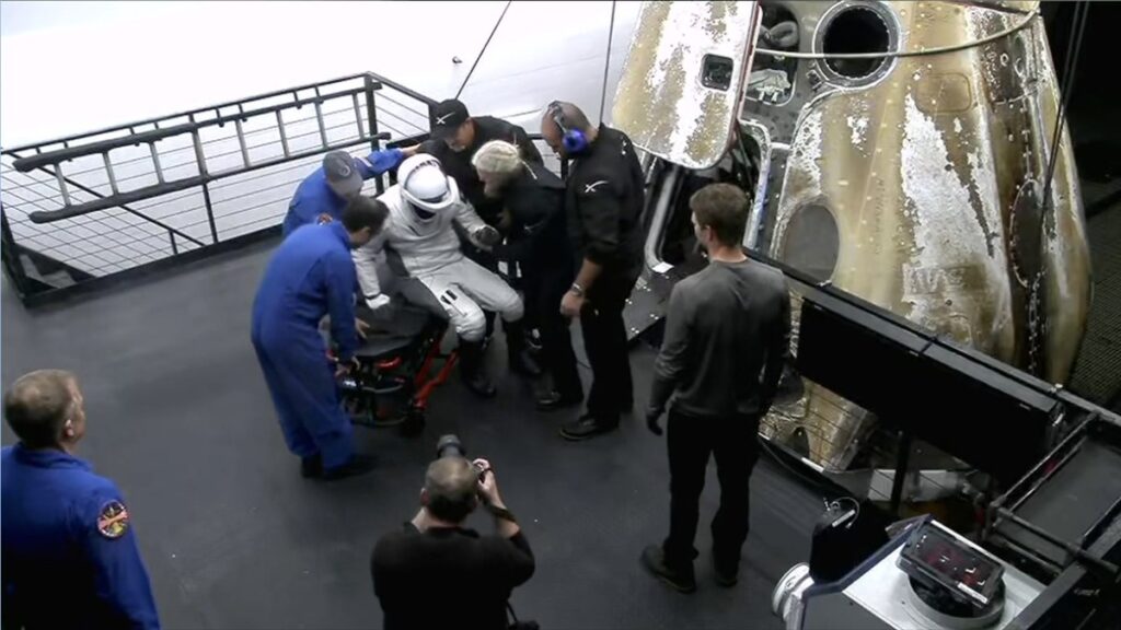 NASA’nın Crew-8 misyonu: Uzaya gönderilen mürettebat dünyaya döndü