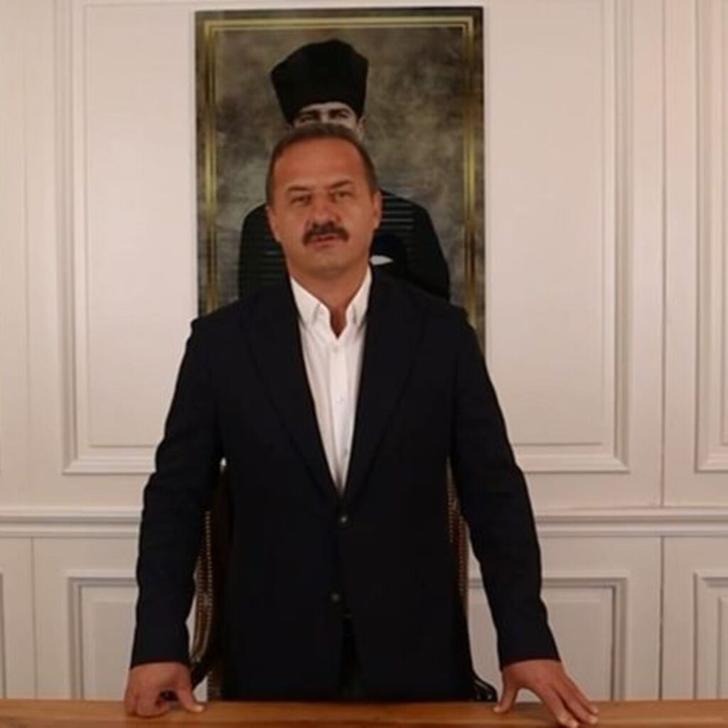 Partisinin ismi ve logosu belli oldu