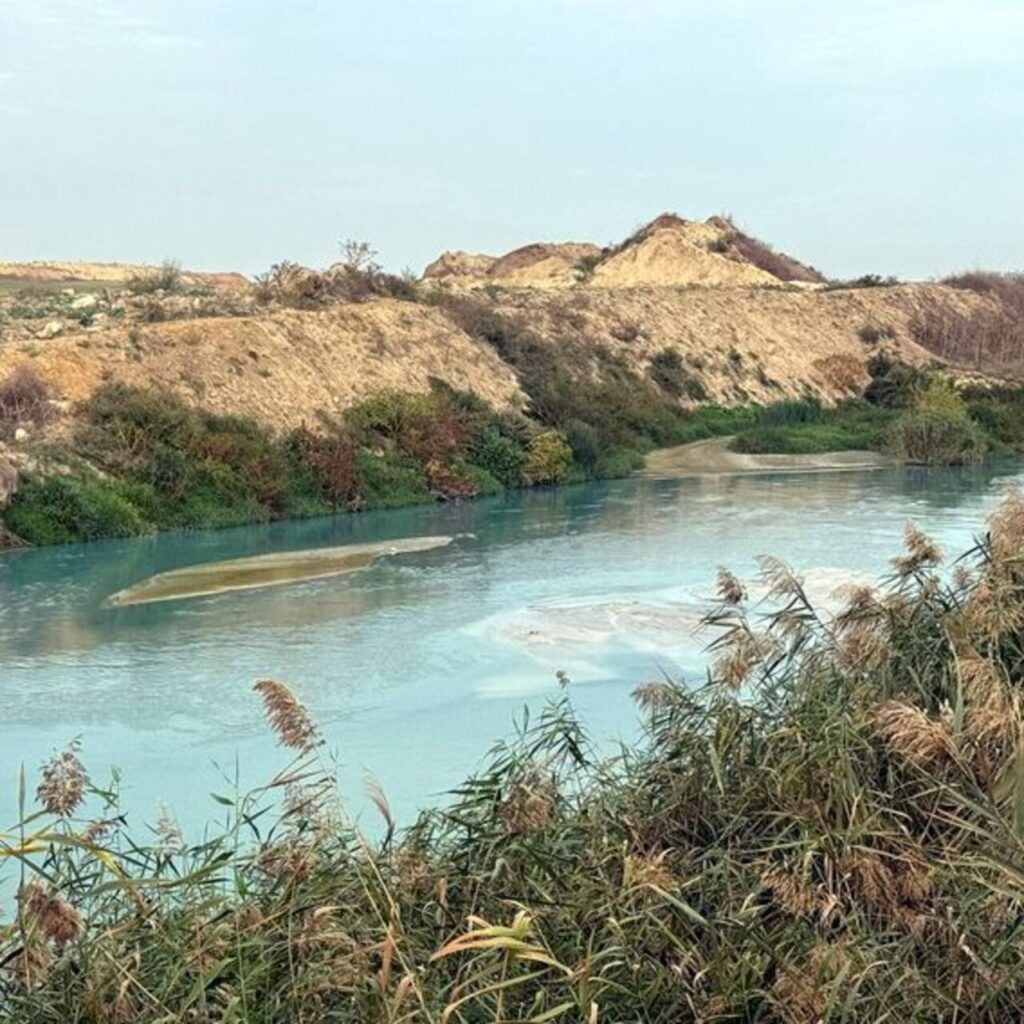 Rengi değişen Çorlu Deresi’ne inceleme