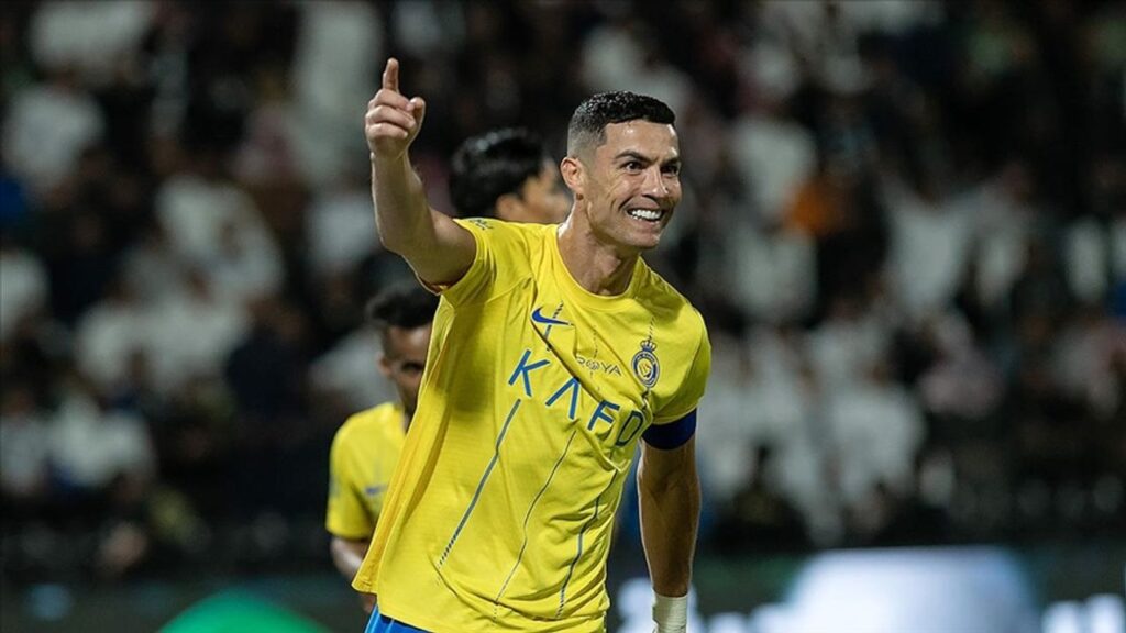 Ronaldo son dakikada sahneye çıktı!