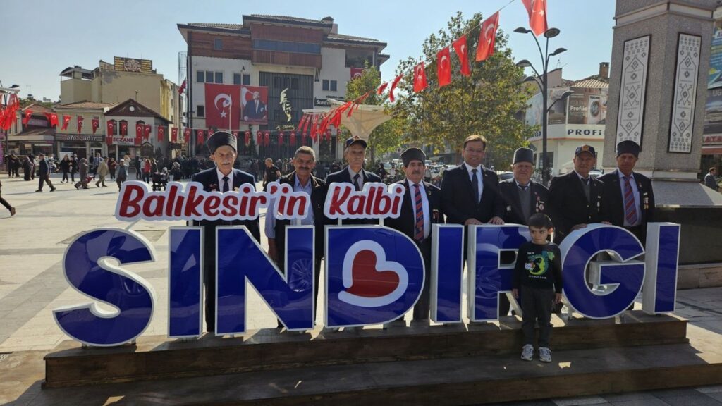 Sındırgı’da Cumhuriyet coşkusu