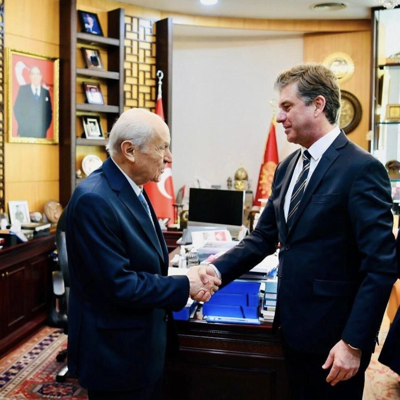 Tan Sağtürk Devlet Bahçeli’yi ziyaret etti