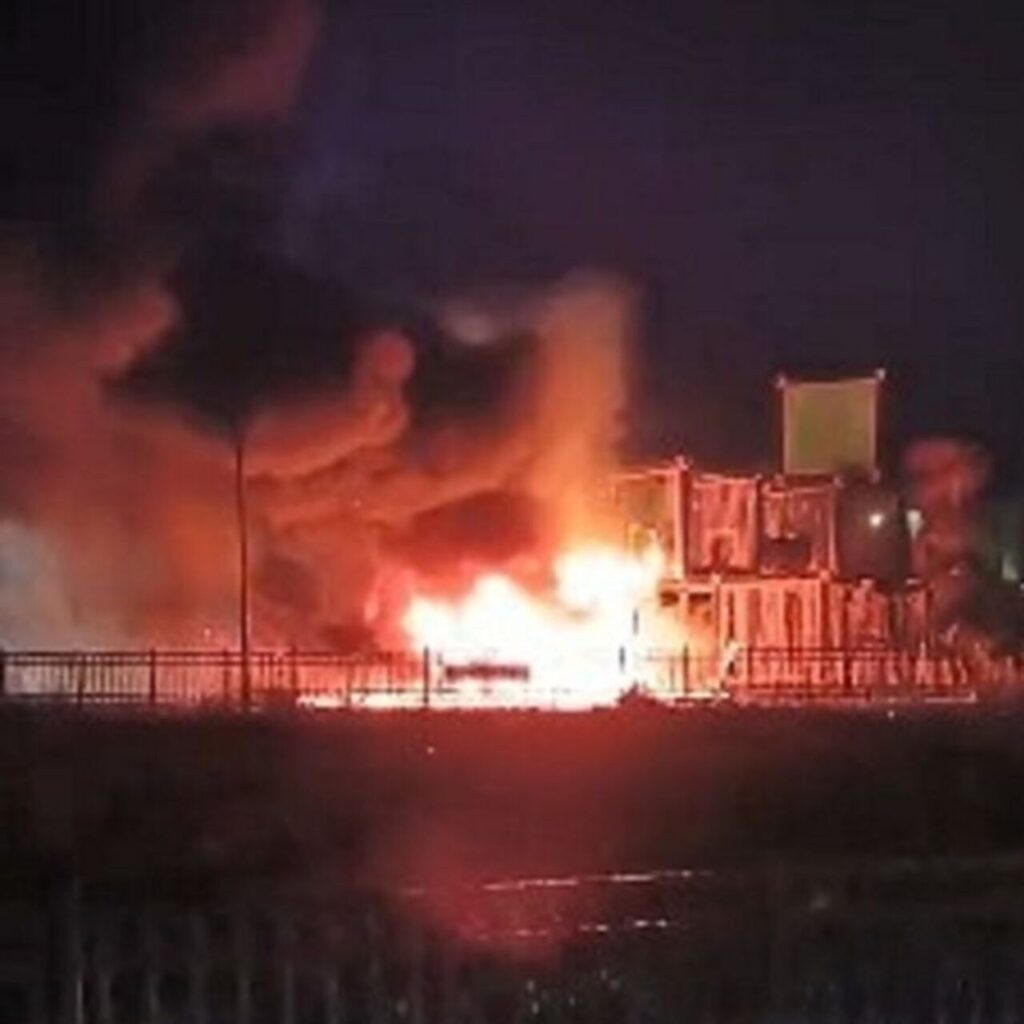 Tekirdağ’da çocuk oyun parkı yakıldı