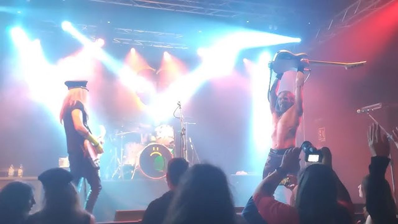 Ünlü Rock grubu JOLLY ROX’tan Türkiye’ye müjdeli haber!