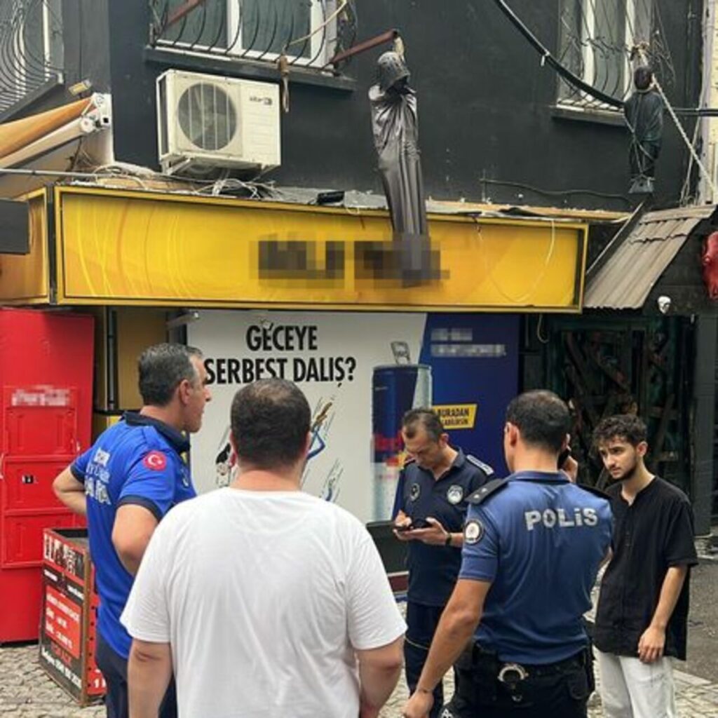 Vahşeti çağrıştırınca toplatıldılar!