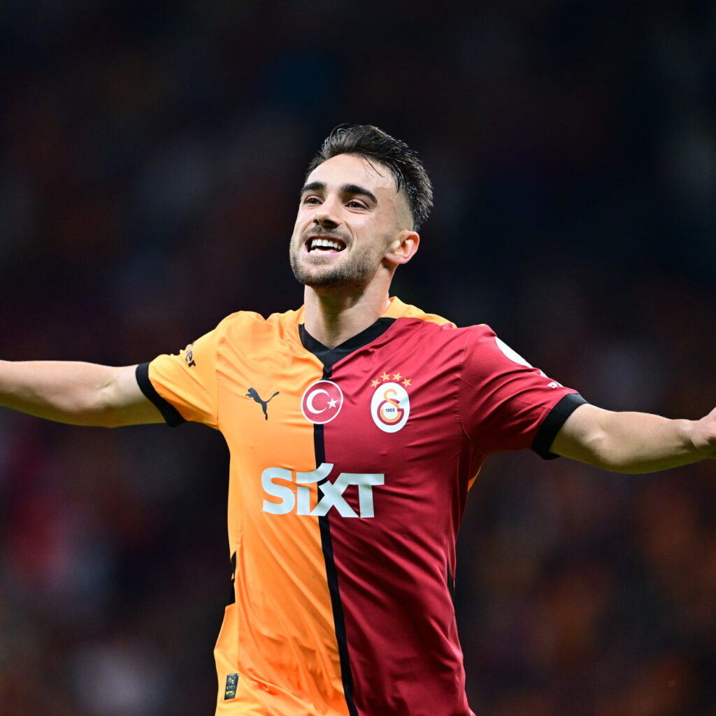 Yunus Akgün’e yeni sözleşme!