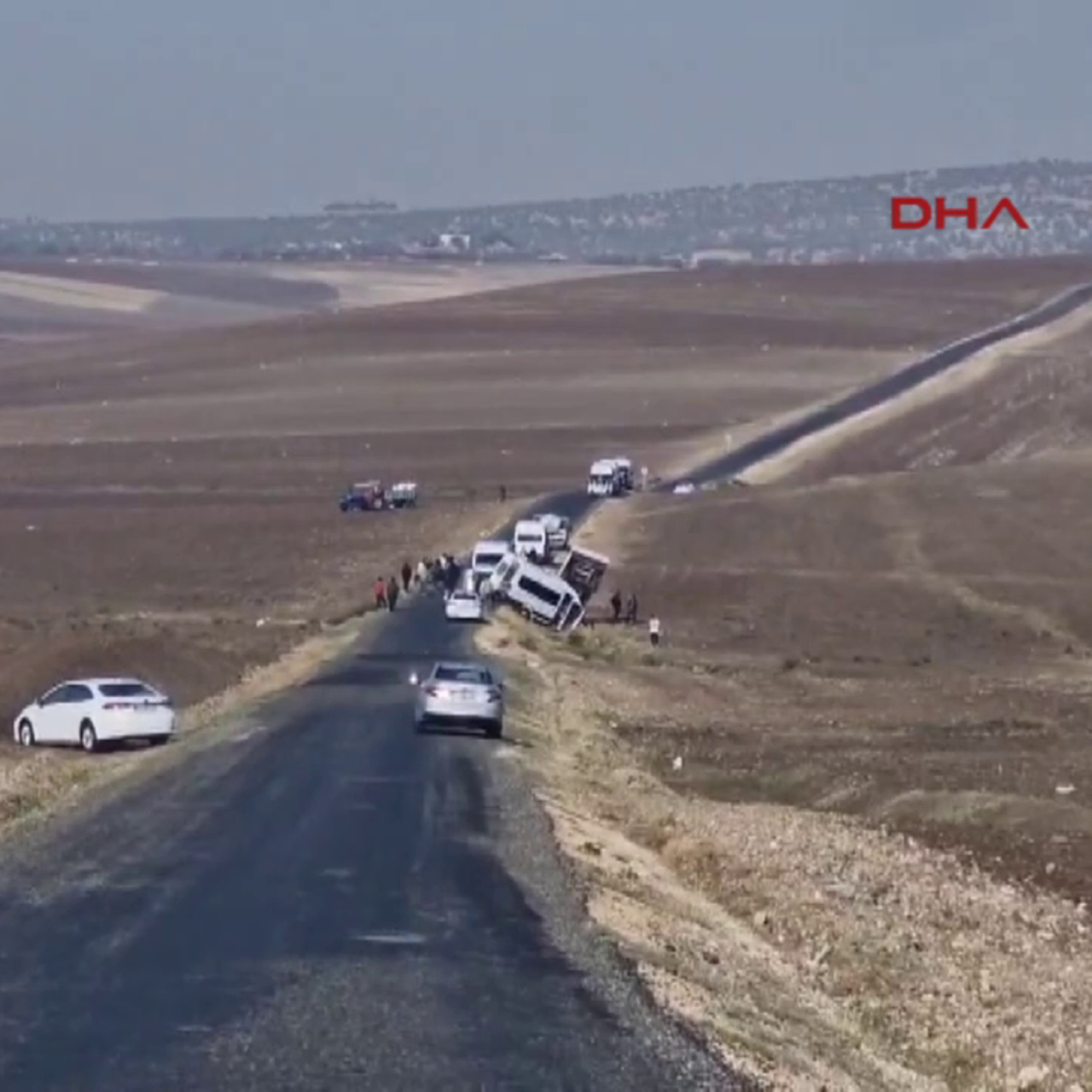 Zincirleme kaza! 15’i öğretmen 17 yaralı var