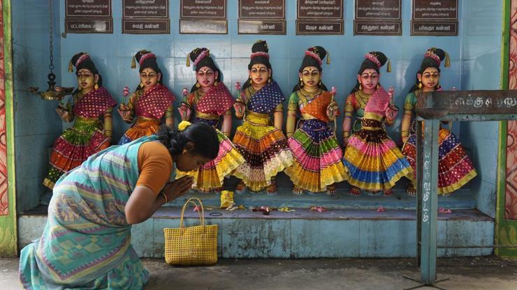 13.899 km ötede Kamala Haris duası!