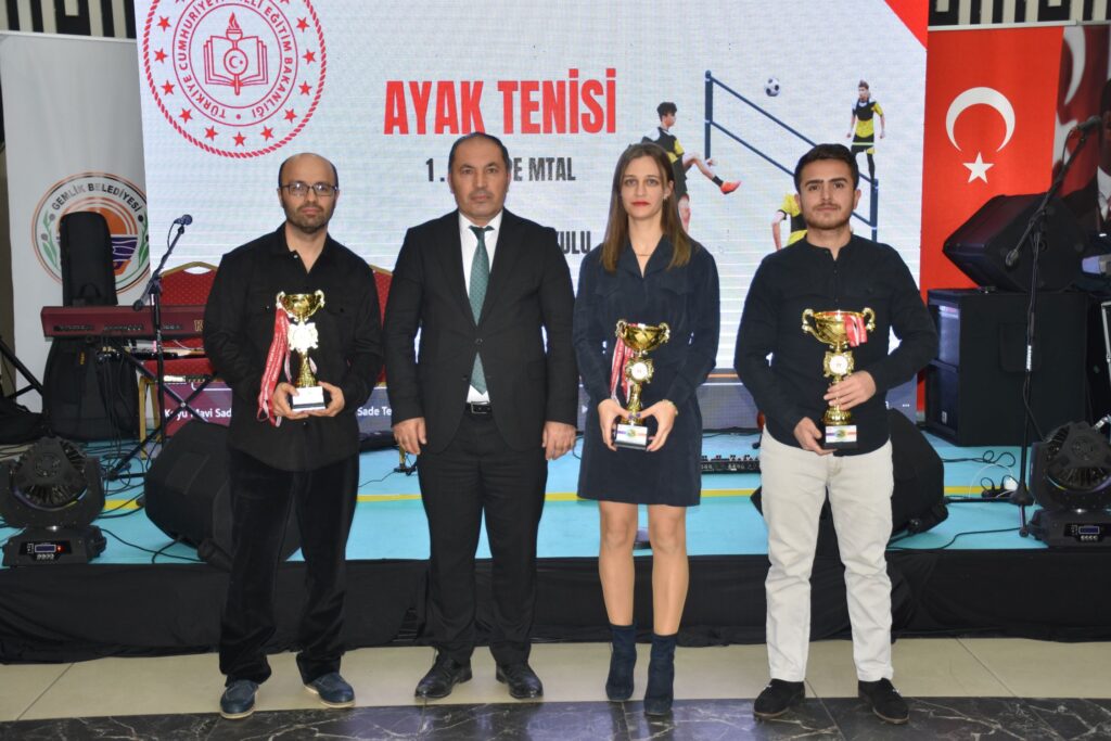 Gemlik Belediyesi’nden öğretmenlere özel gece