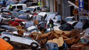 ’50 yılın en büyük sel felaketi’ sonucu 158 kişi yaşamını yitirdi