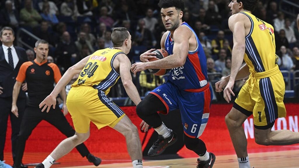 Anadolu Efes, ALBA Berlin’i ezip geçti!