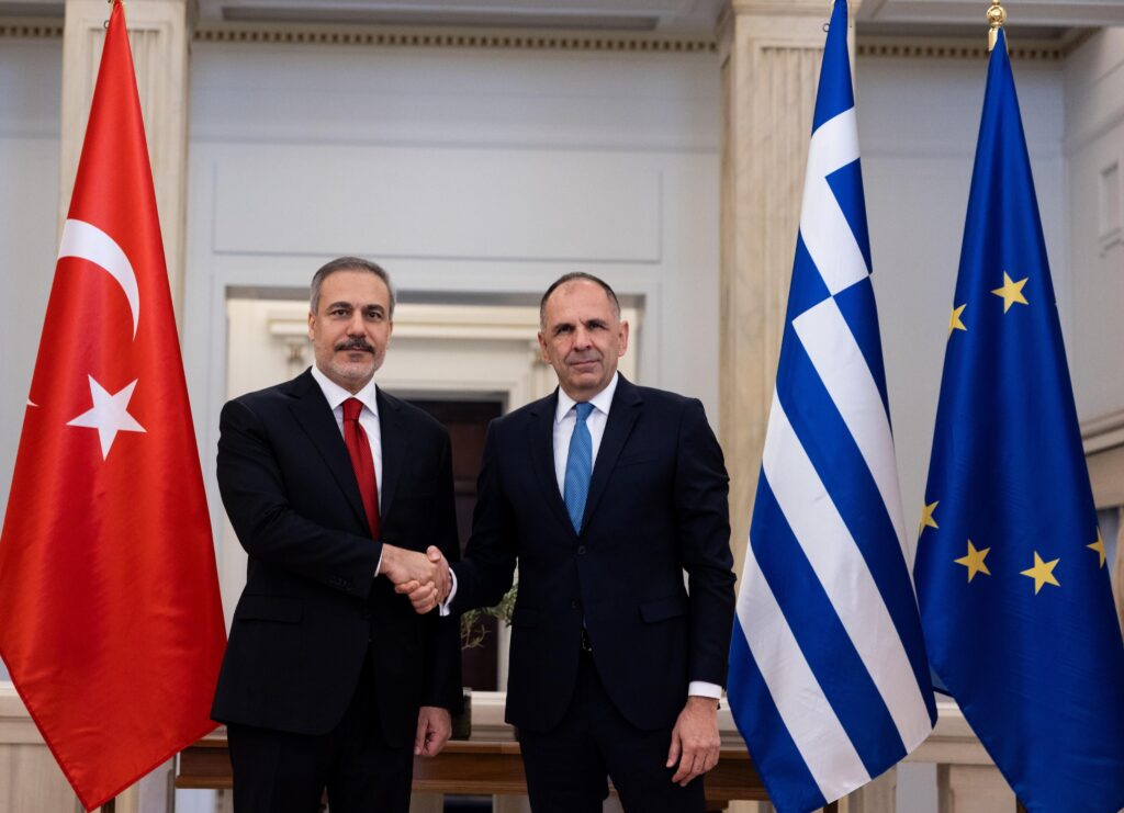 Ankara-Atina hattında kritik görüşme