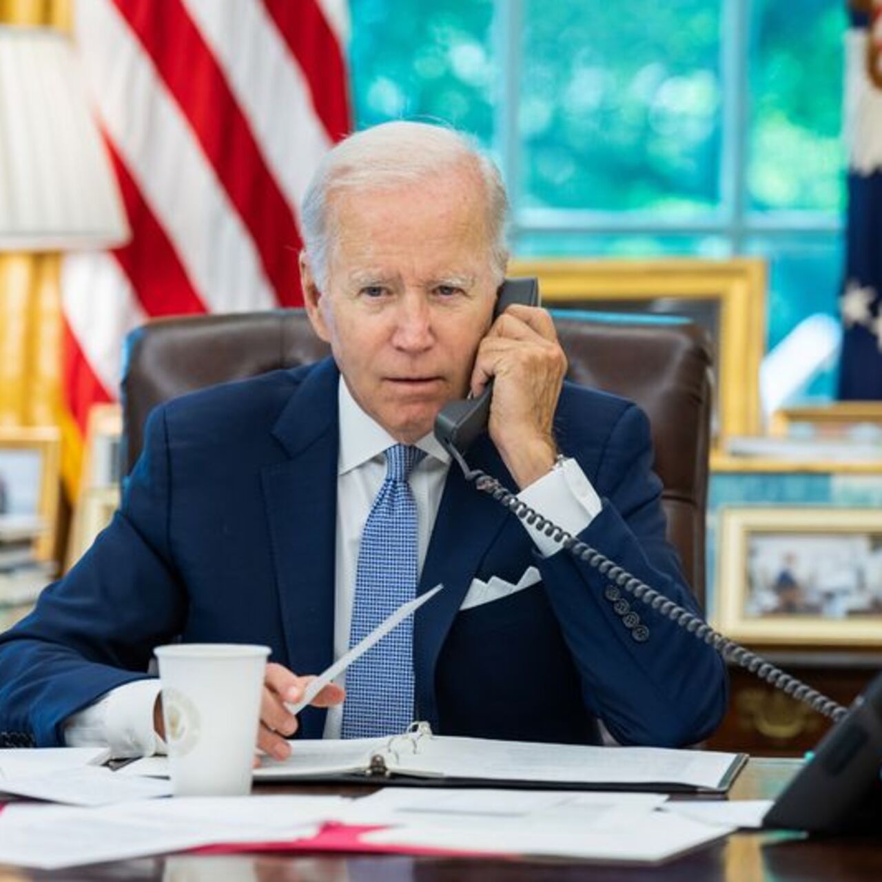 Biden, Harris ve Trump’ı aradı