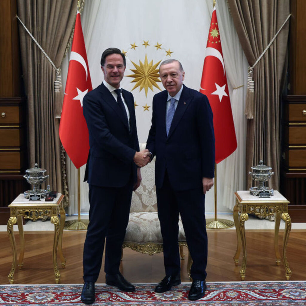 Cumhurbaşkanı Erdoğan, NATO Genel Sekreteri’yle görüşüyor