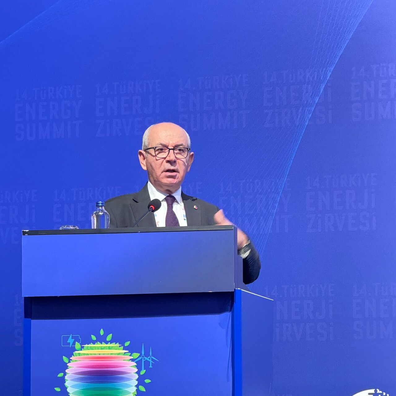 “Enerji üretiminde yenilenebilir kaynakların payı hızla artıyor"