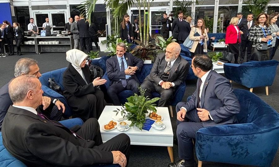 Erdoğan, Güney Kıbrıs Rum Kesimi Başkanı’yla kahve içti