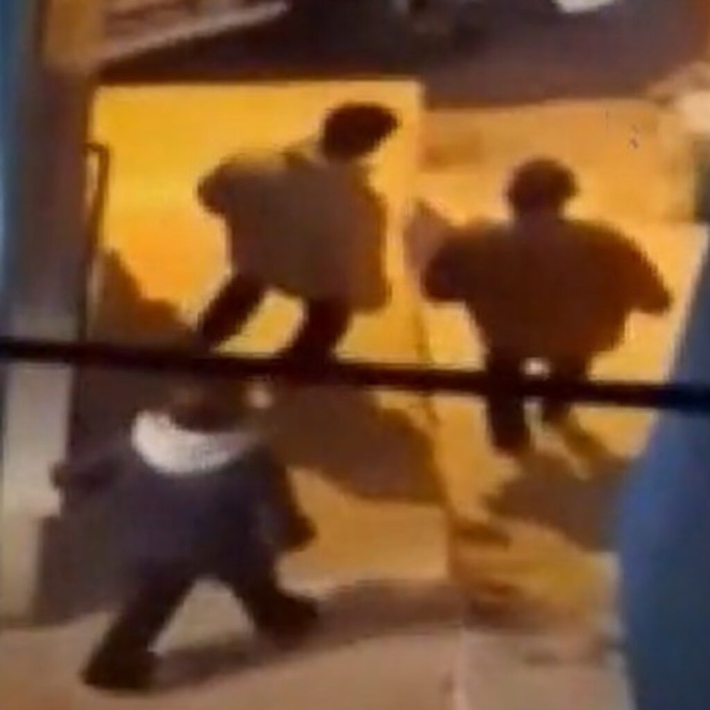 Ev sahibi kiracısını vurdu!