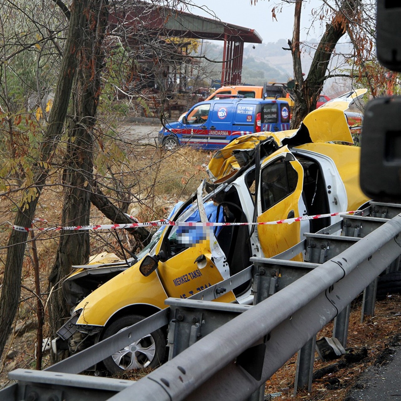 Genç mühendis feci kazada can verdi