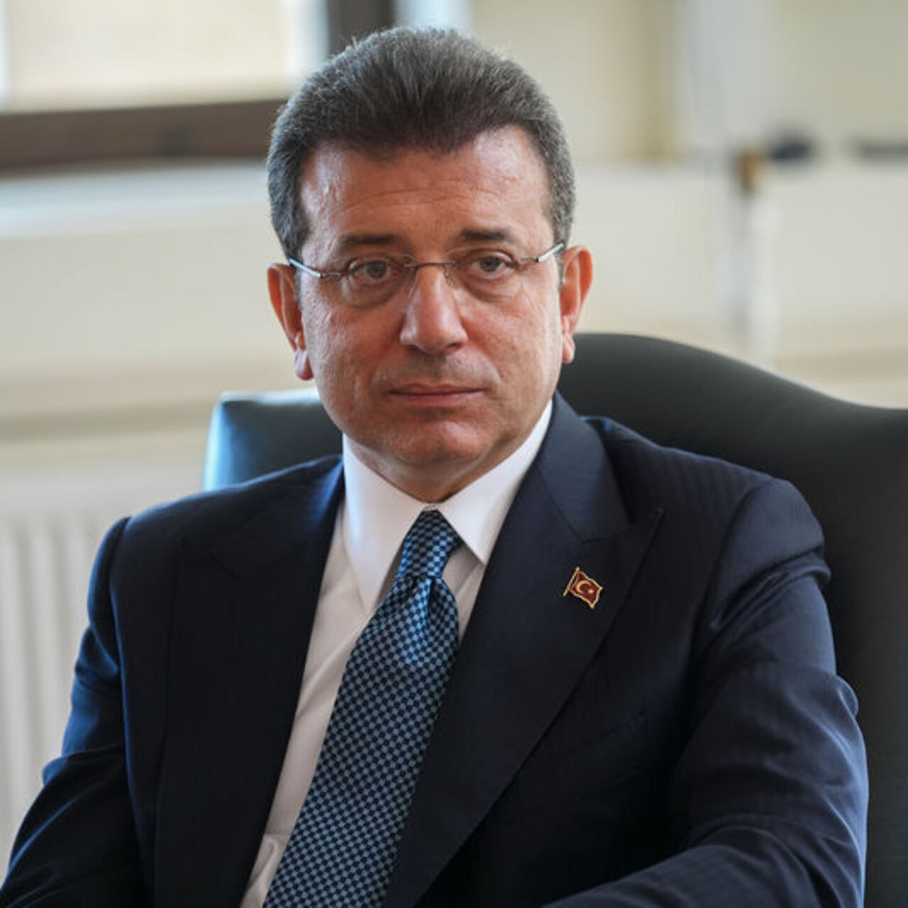 İBB Başkanı İmamoğlu siyasi parti liderleriyle görüştü