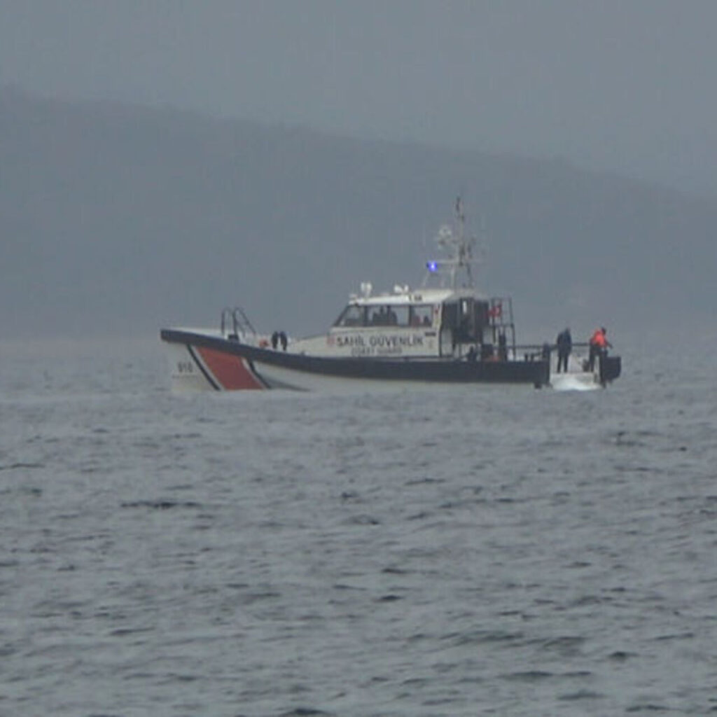 İstanbul’da balıkçı teknesi battı!