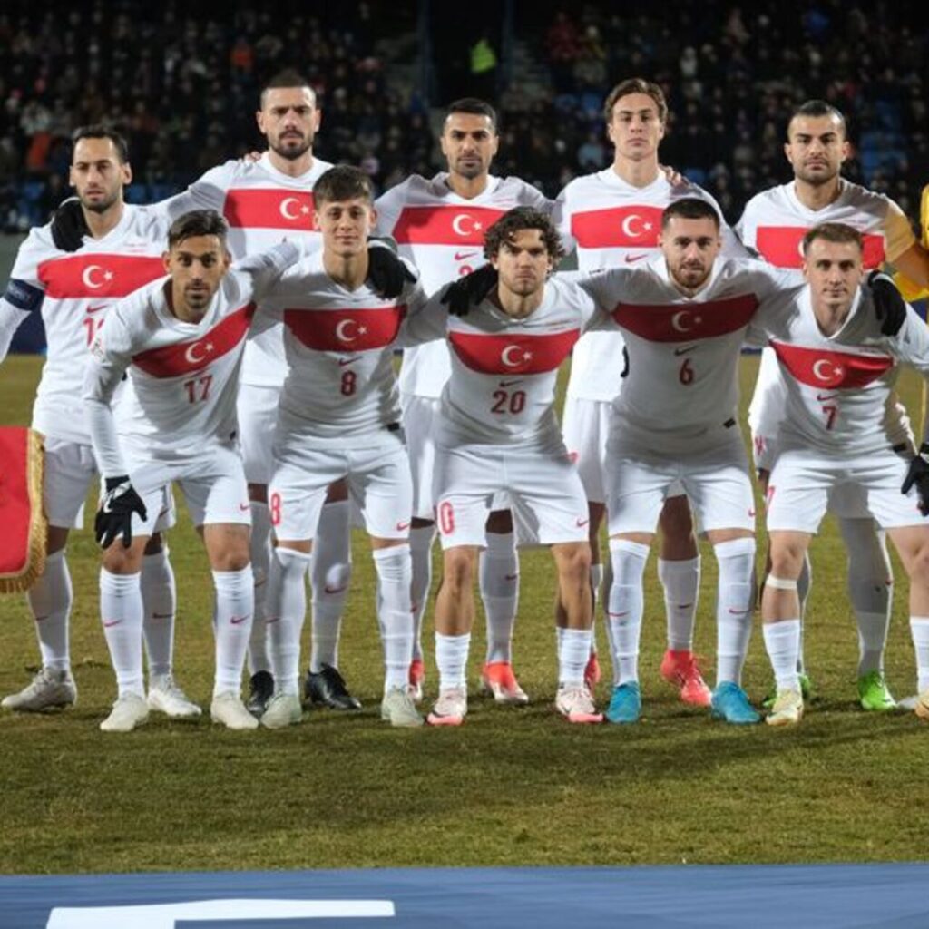 İşte play-off’taki rakiplerimizi tanıyalım!