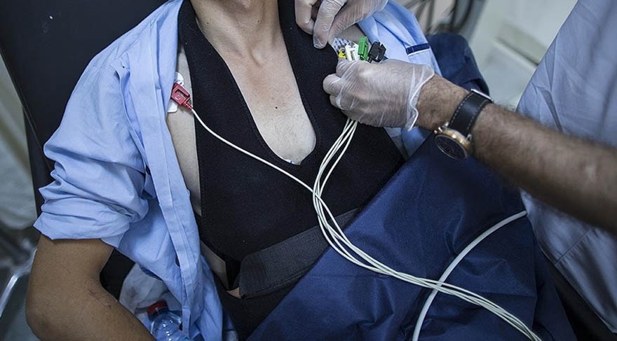 Kalp krizinin 1 ay önce ortaya çıkan belirtisi: Birçok kişi tarafından göz ardı ediyor!