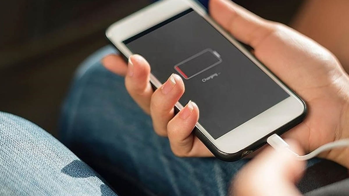 Meğer telefonlar kılıfsız şarj edilmeliymiş! Telefoncular nedenini açıklıyor