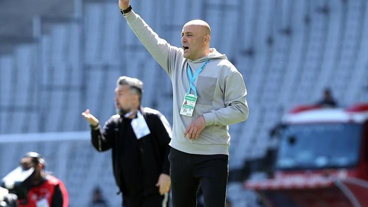 SON DAKİKA! Süper Lig ekibinde sürpriz ayrılık