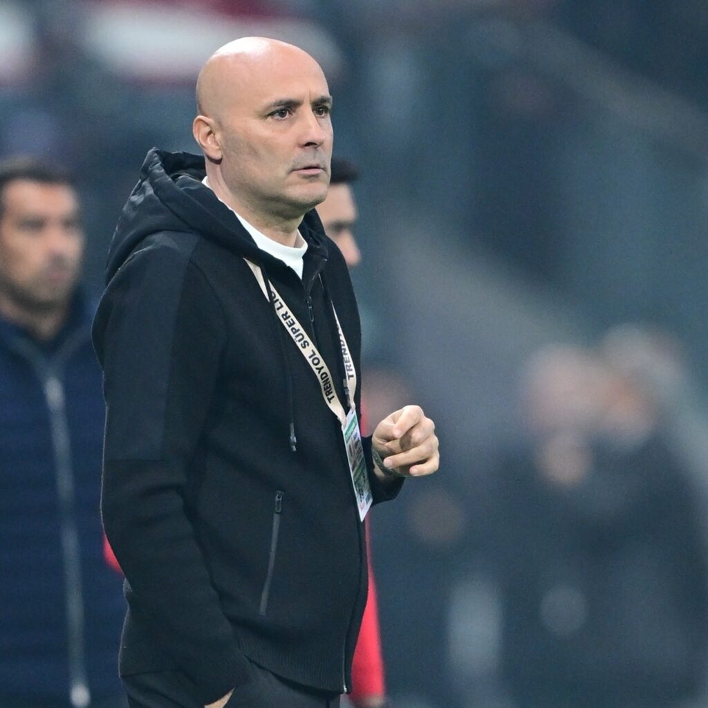 Sami Uğurlu ile yollar ayrıldı