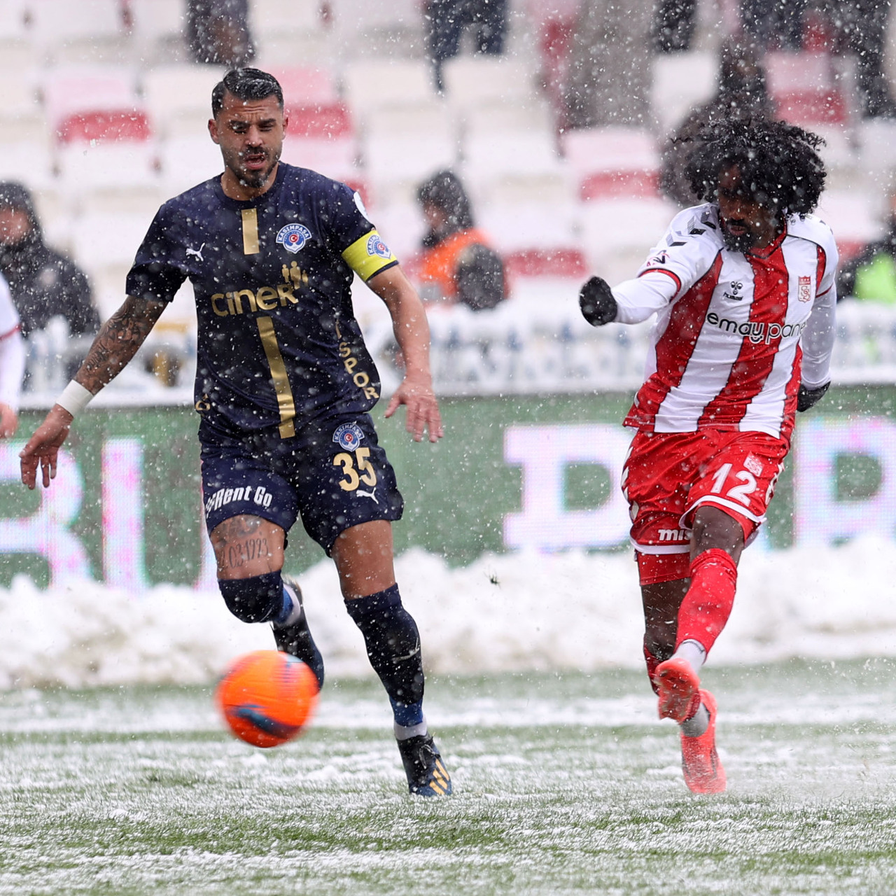 Sivas’ta fırtınalı maç golsüz sona erdi!