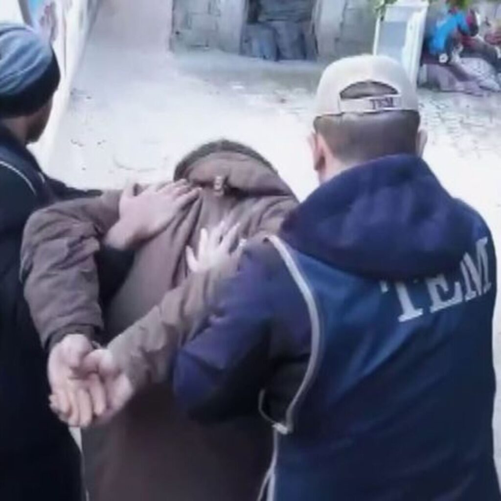 Terör örgütü DEAŞ mensubu 24 kişi tutuklandı!