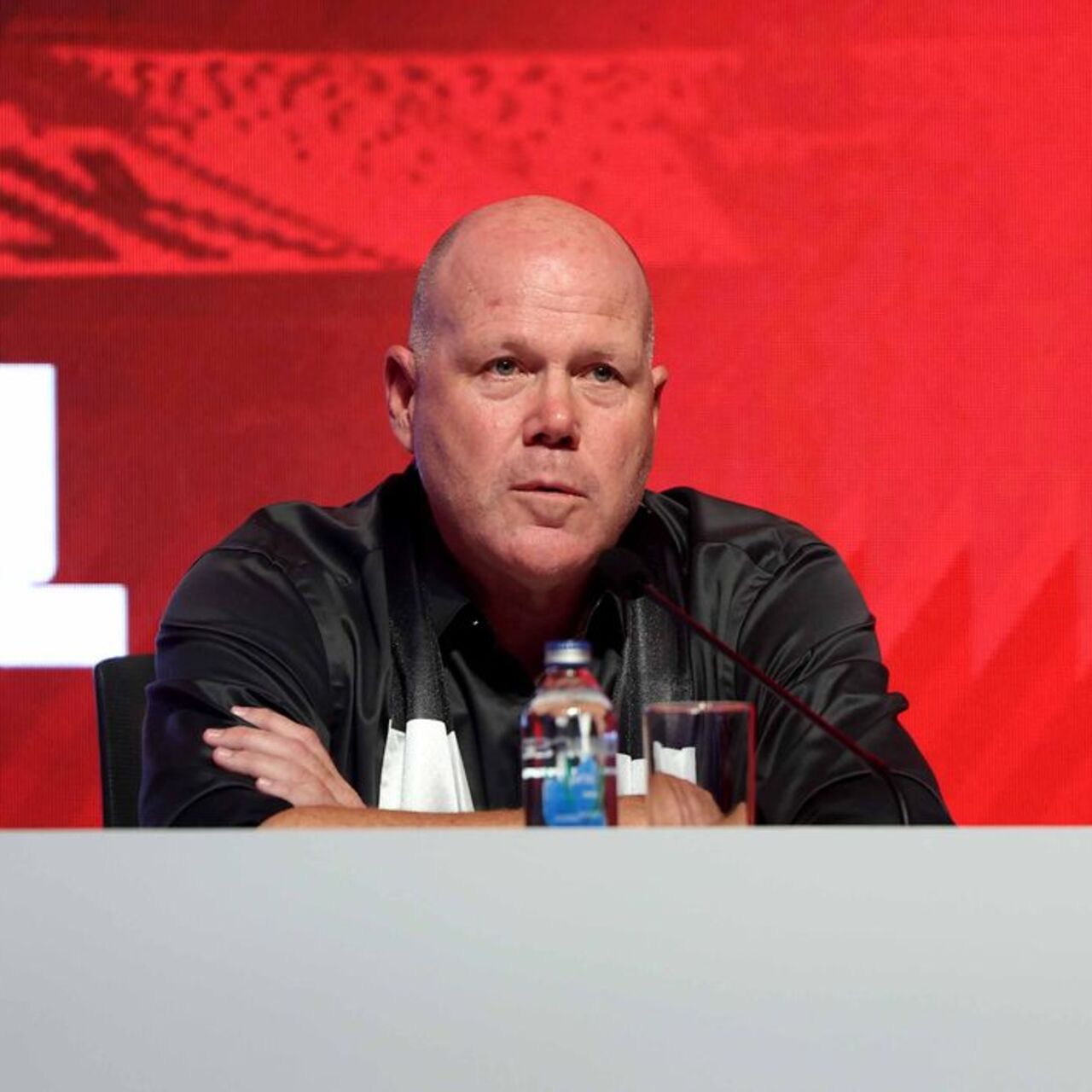 Transfer için gözler Friedel’da!