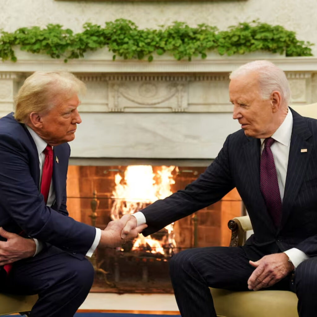 Trump 4 yıl sonra Beyaz Saray’da